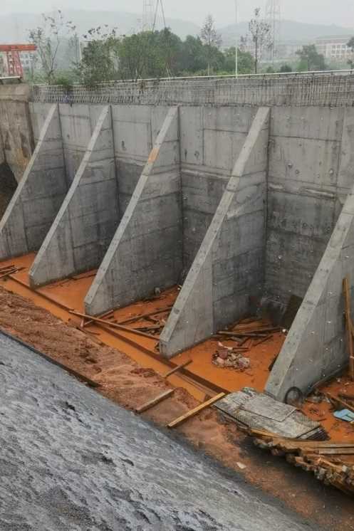 周口项城锚杆式挡土墙